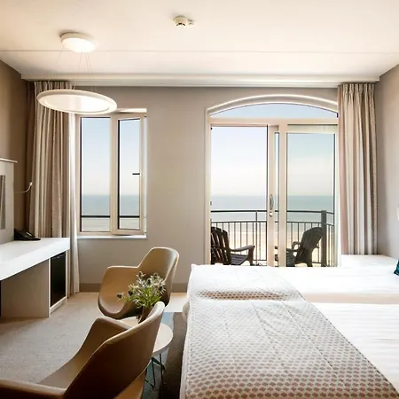 Strandhotel Golfzang 4* إغموند آن زي