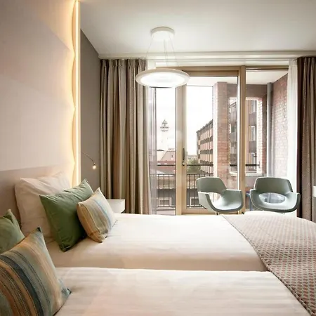 Отель Strandhotel Golfzang Эгмонд-ан-Зее