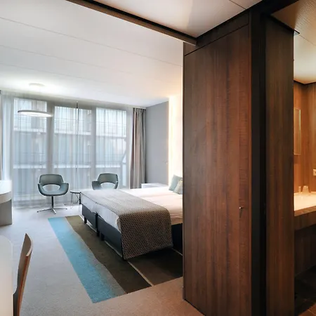 Strandhotel Golfzang 4* إغموند آن زي