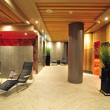 Отель Strandhotel Golfzang 4*