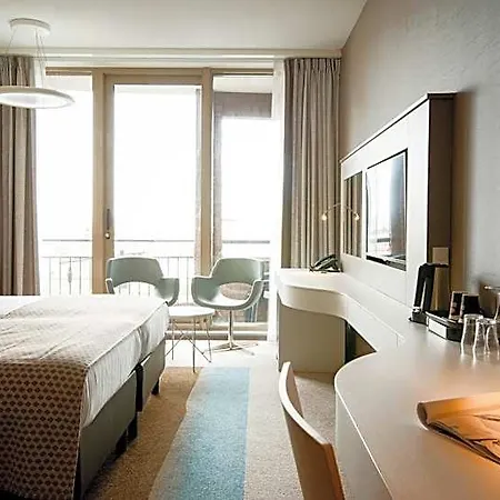Hotel Strandhotel Golfzang 4*
