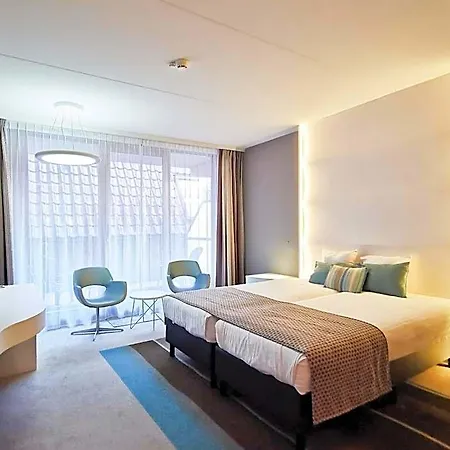 Hotel Strandhotel Golfzang 4*