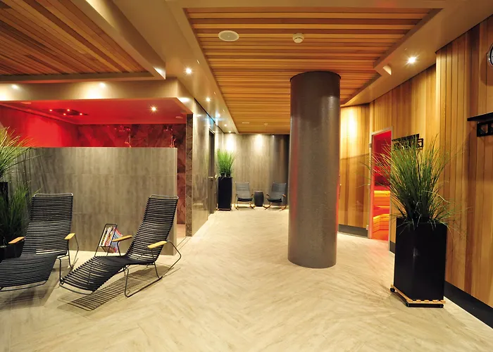 Hotel Strandhotel Golfzang 4*